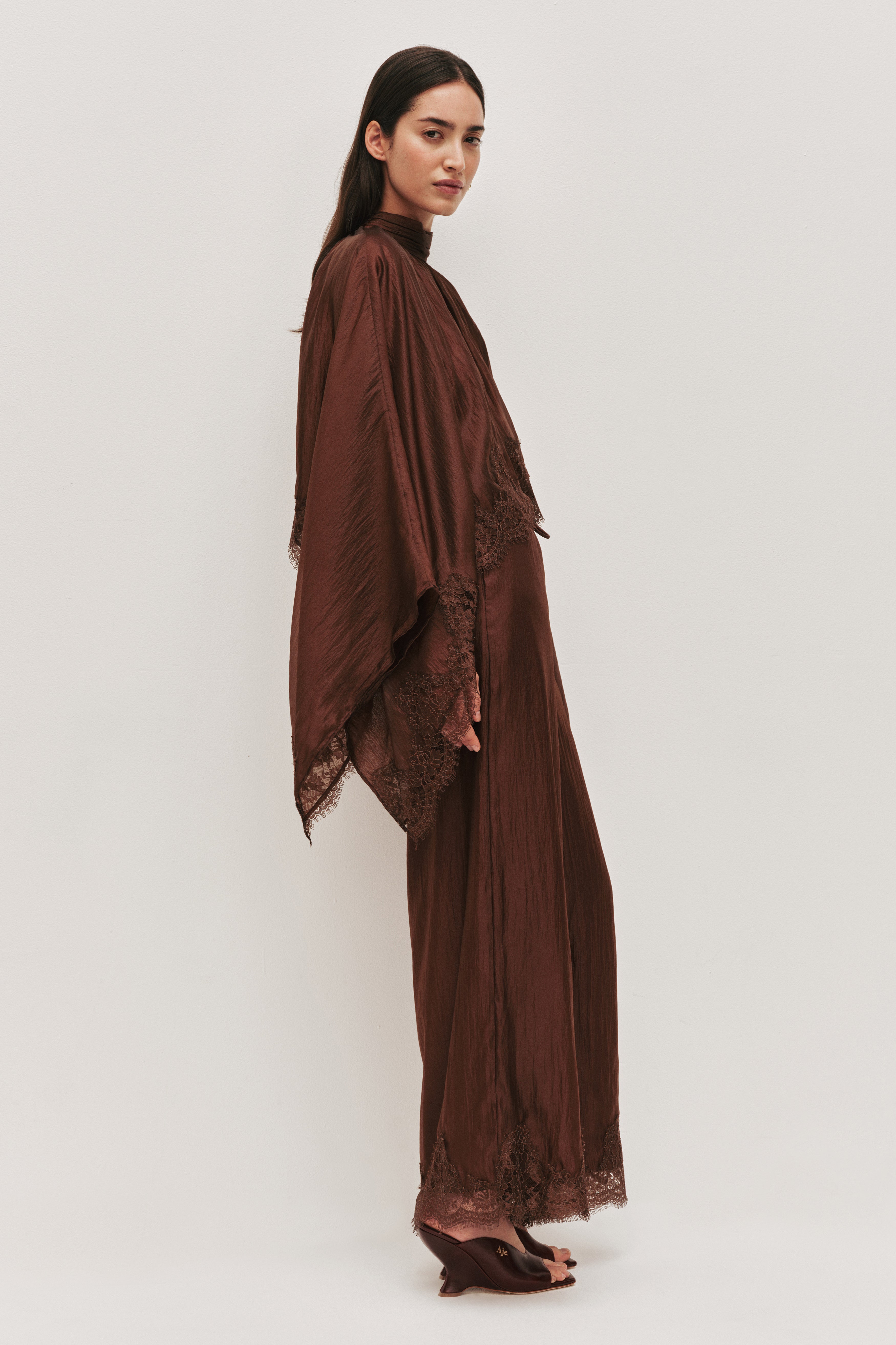 26SU2100_CHOC_6_1769661089