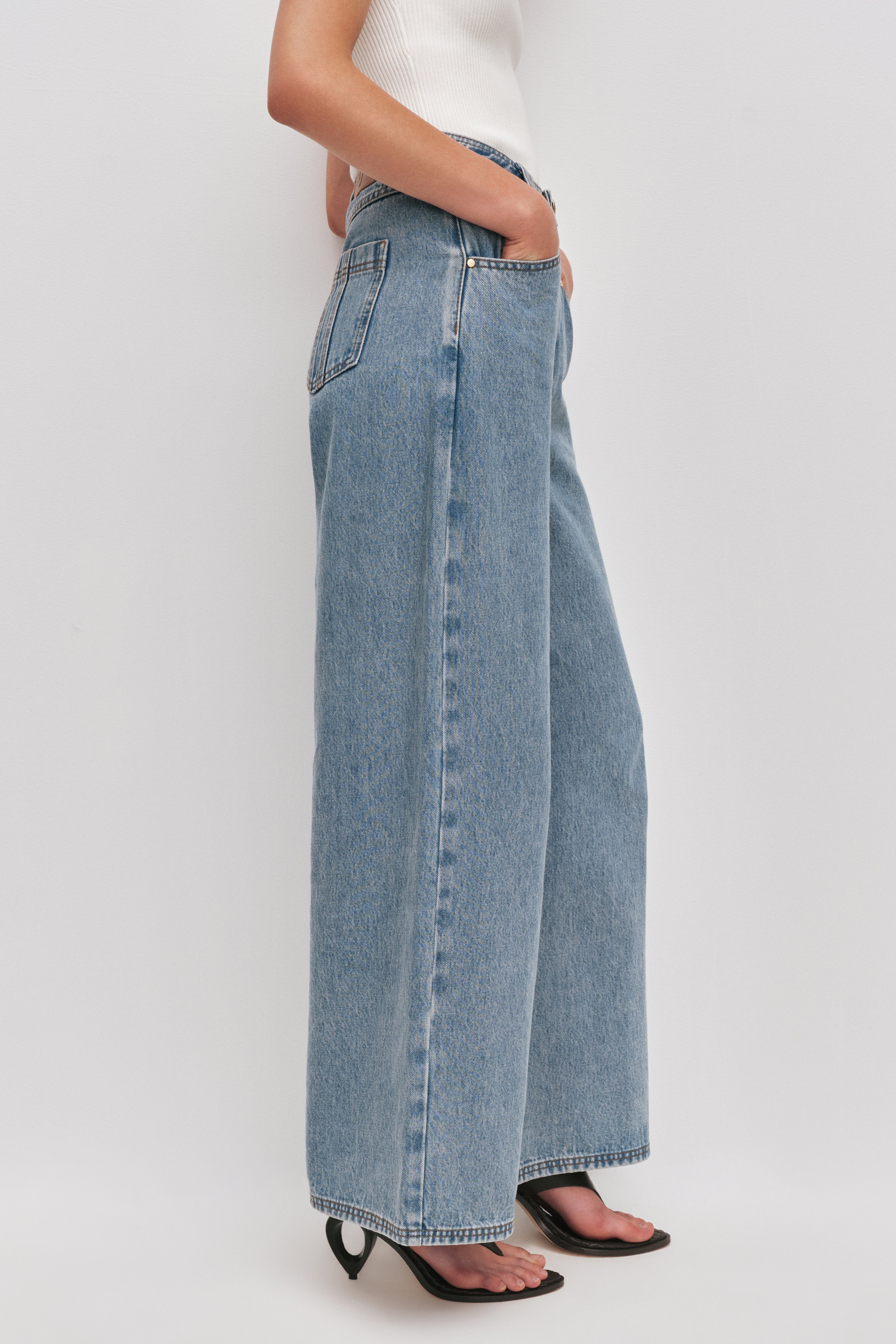 26SU3054_OCEAN-WASH_5_1770677057