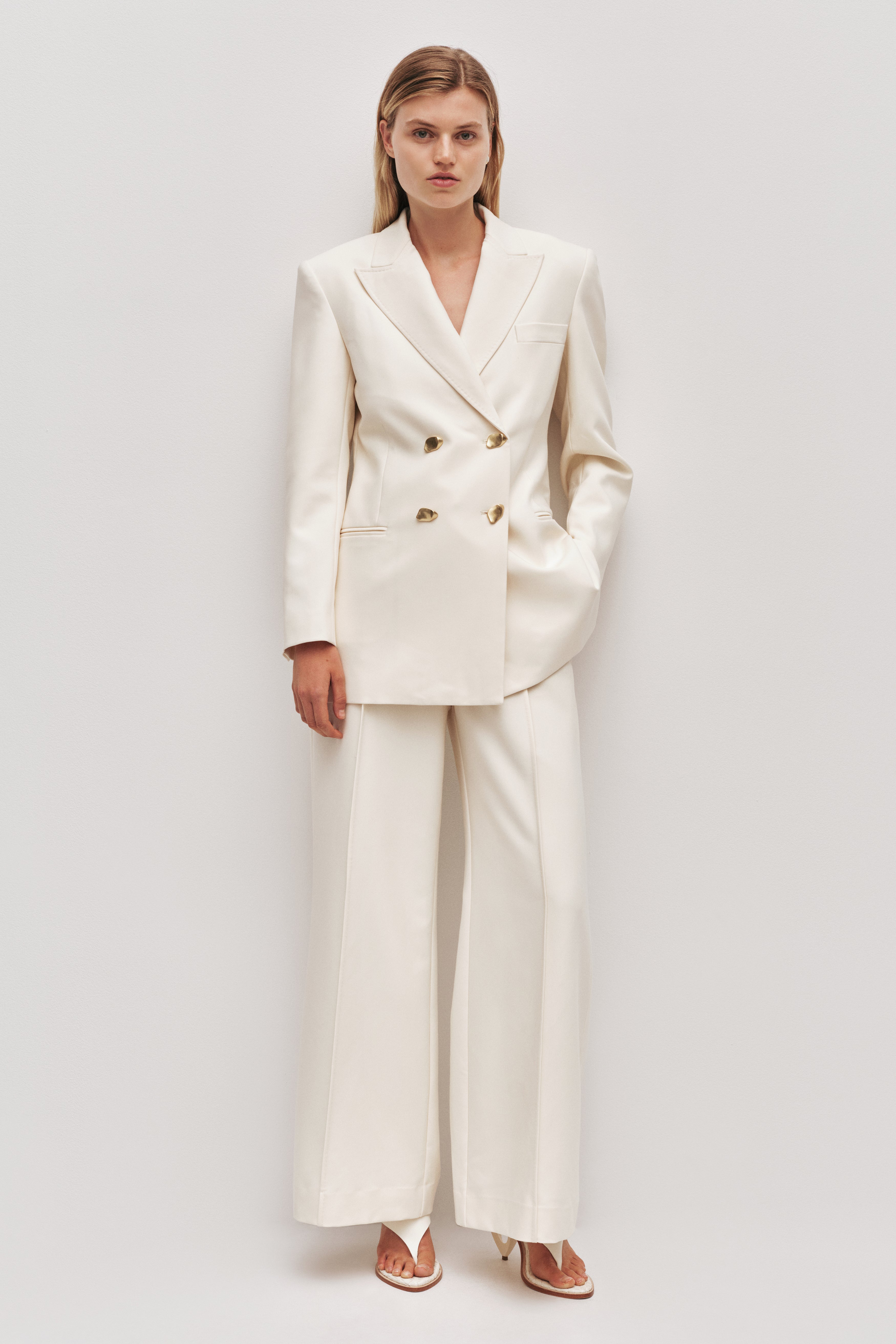 26SU3167_VAN_1_1768969542