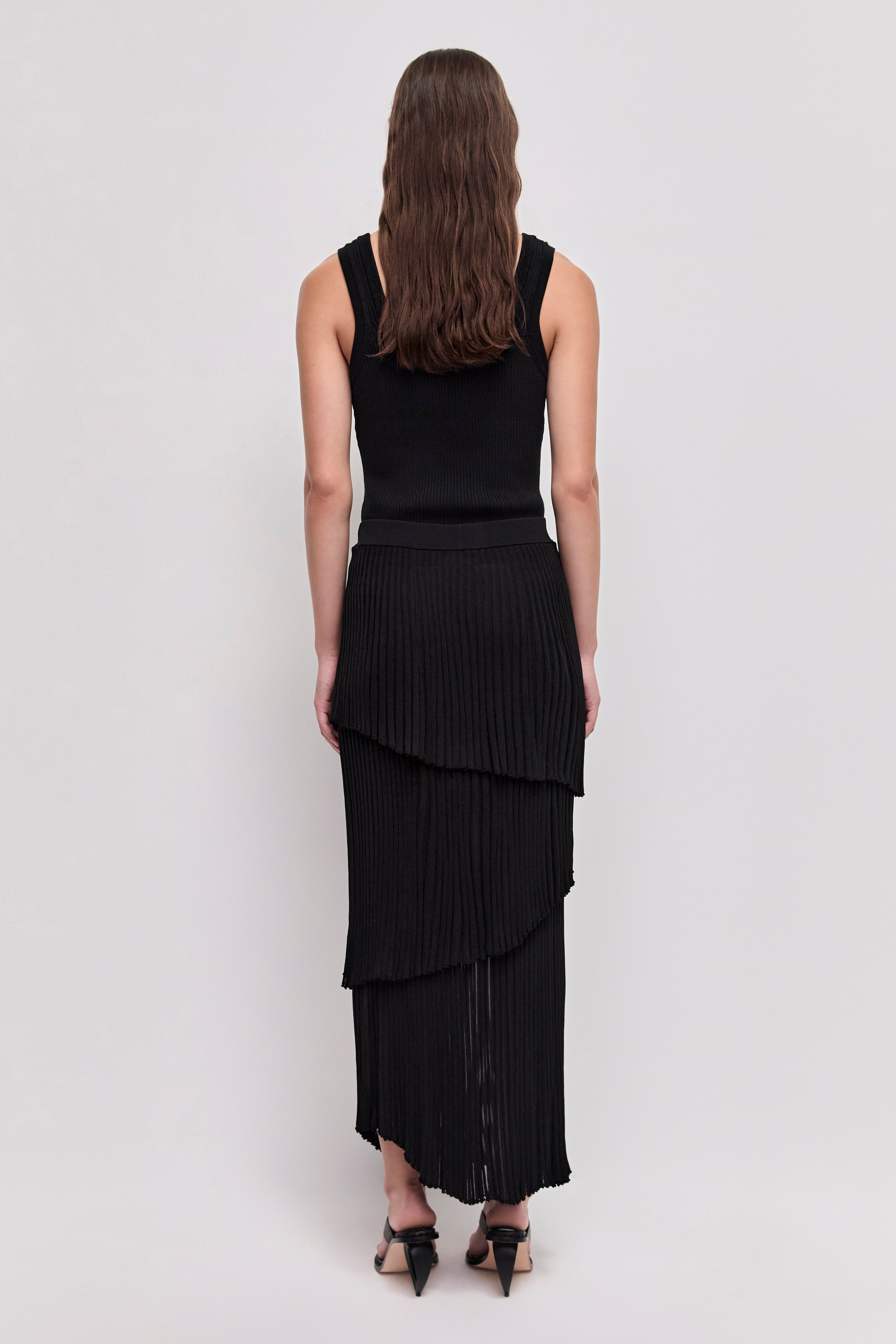 26SU4068_BLK_6_1772494717