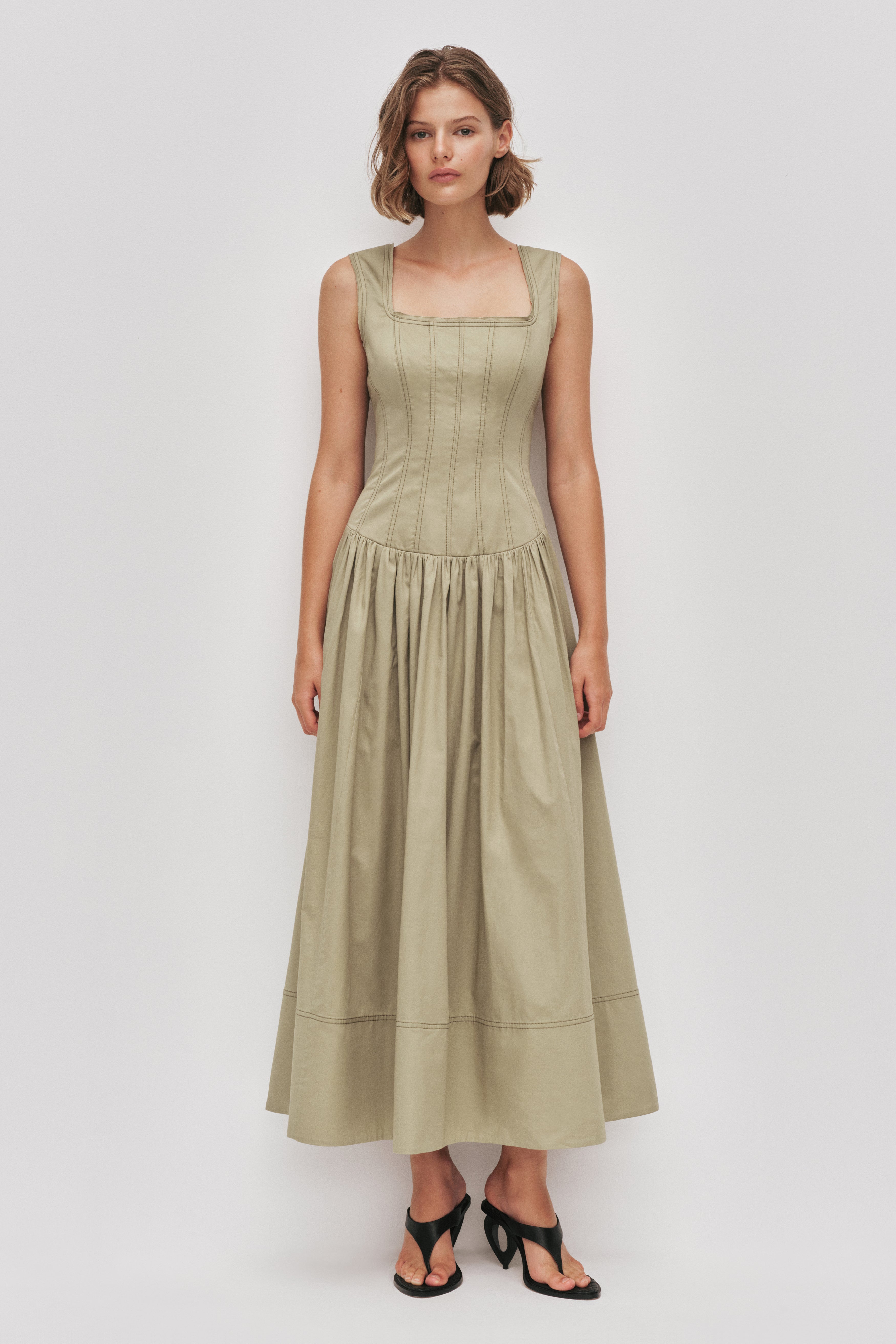 26SU5647_MOSS_1_1770678041