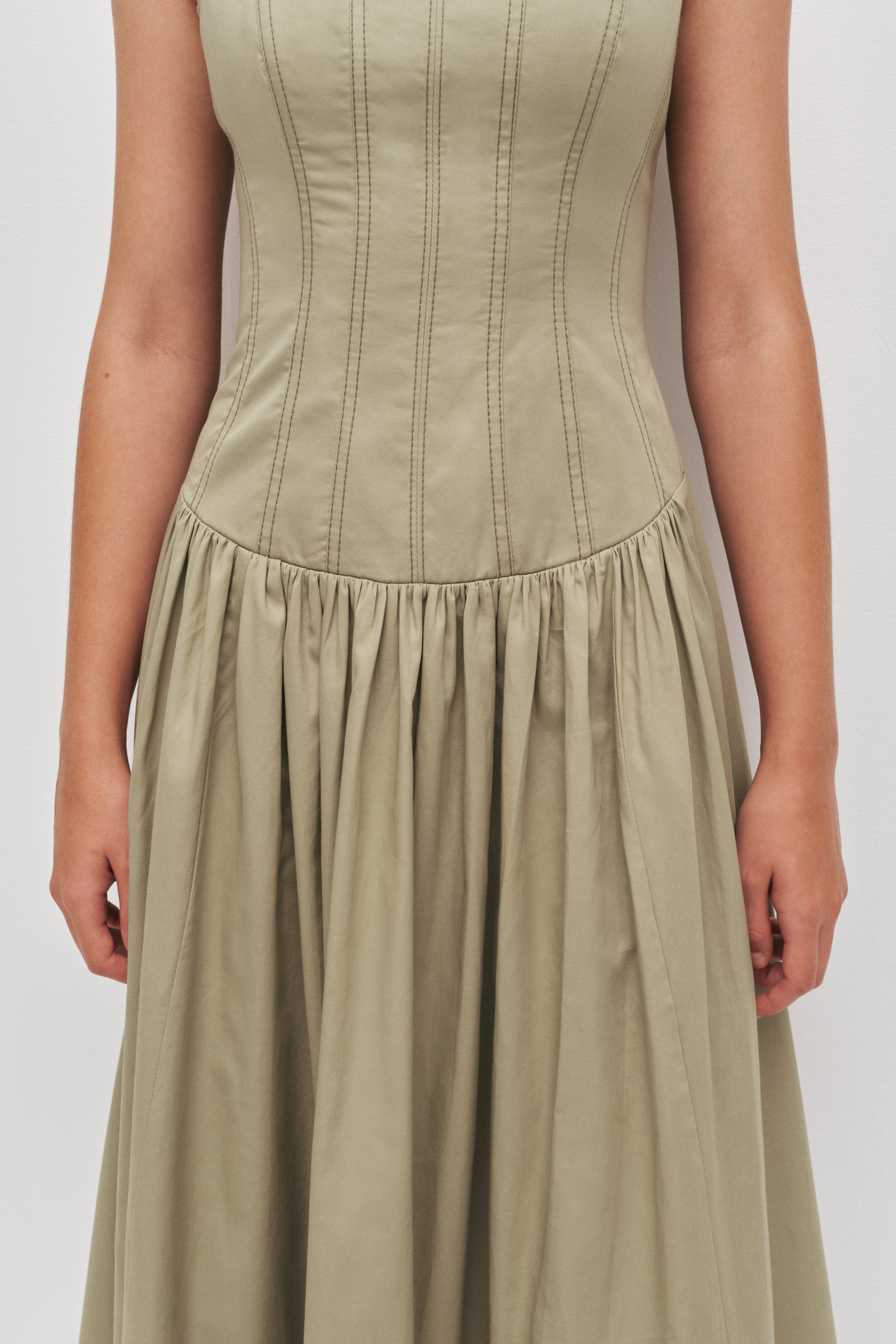 26SU5647_MOSS_5_1770678085