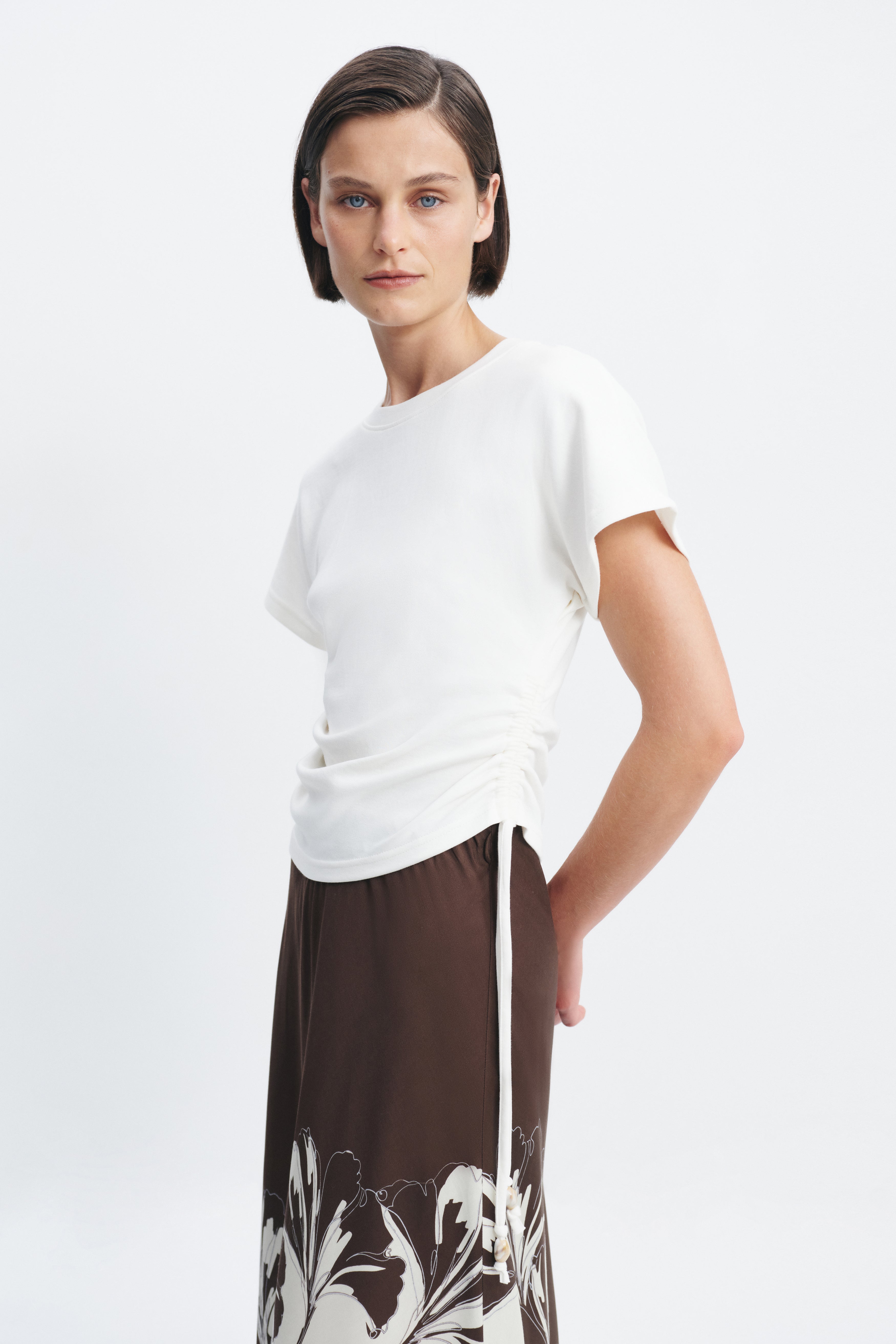 271AS1043_WHT_1_1784703058