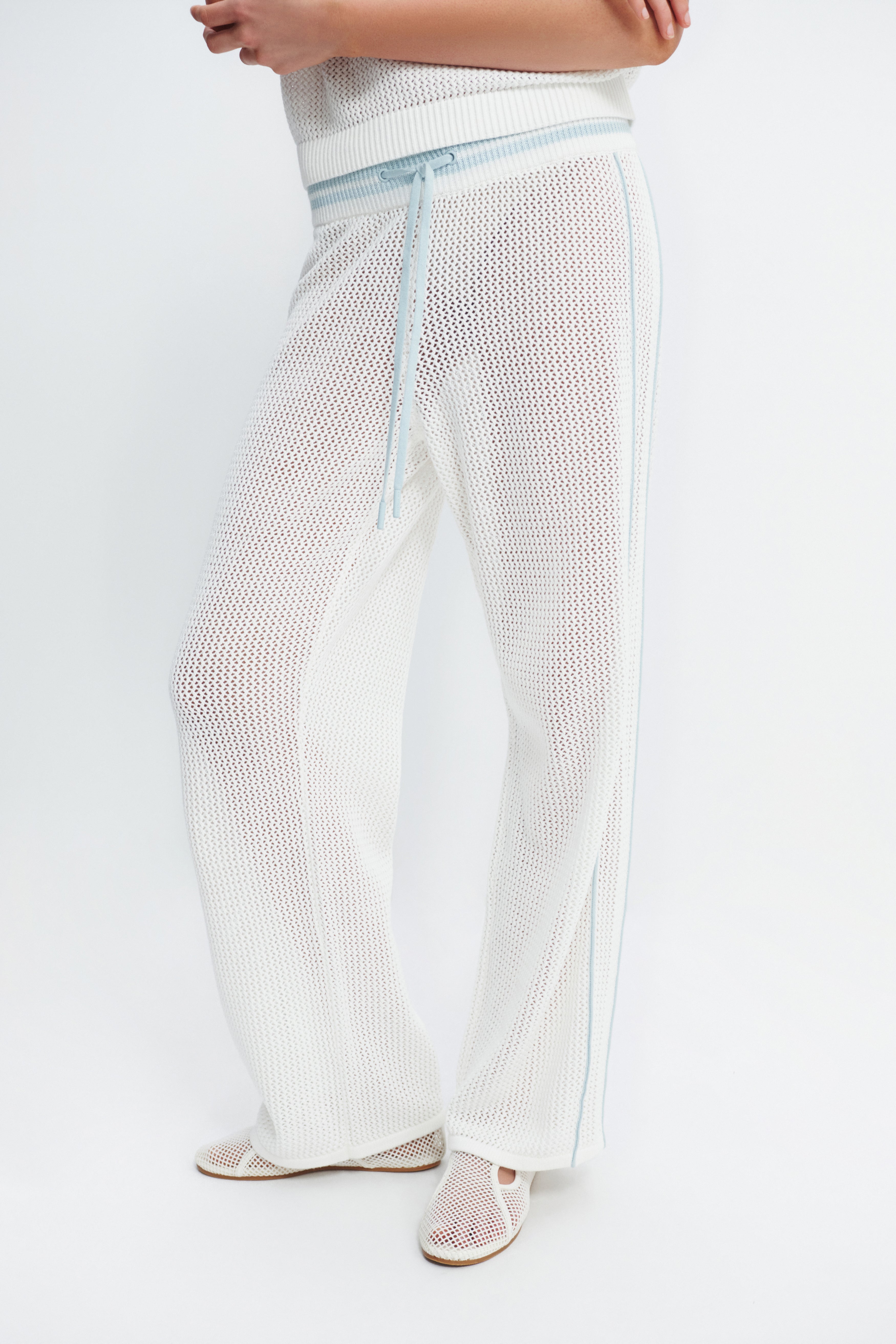 272AA3021_WHT-BLU_3_1792988025