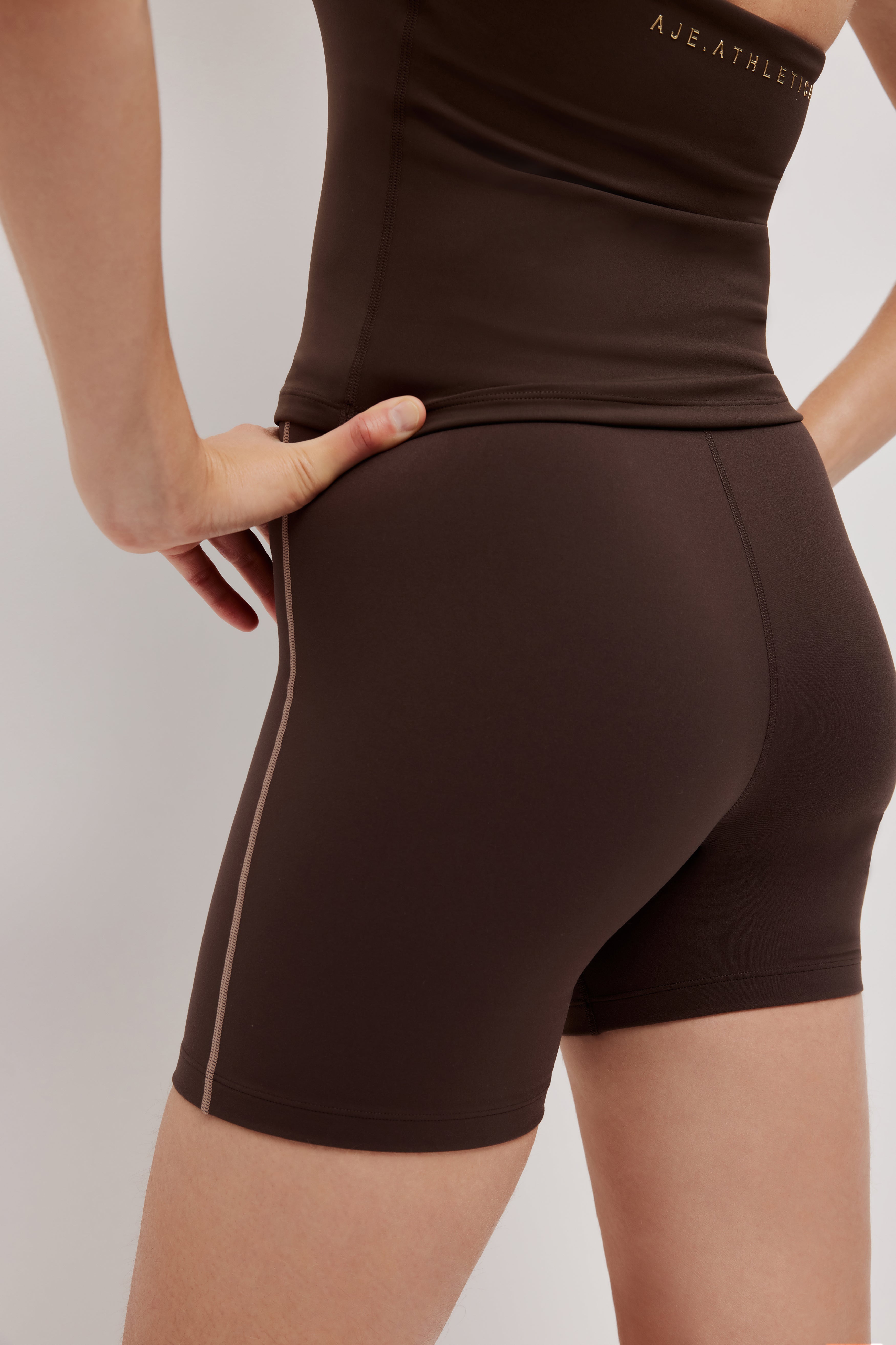 Contrast Mid Length Bike Short 601