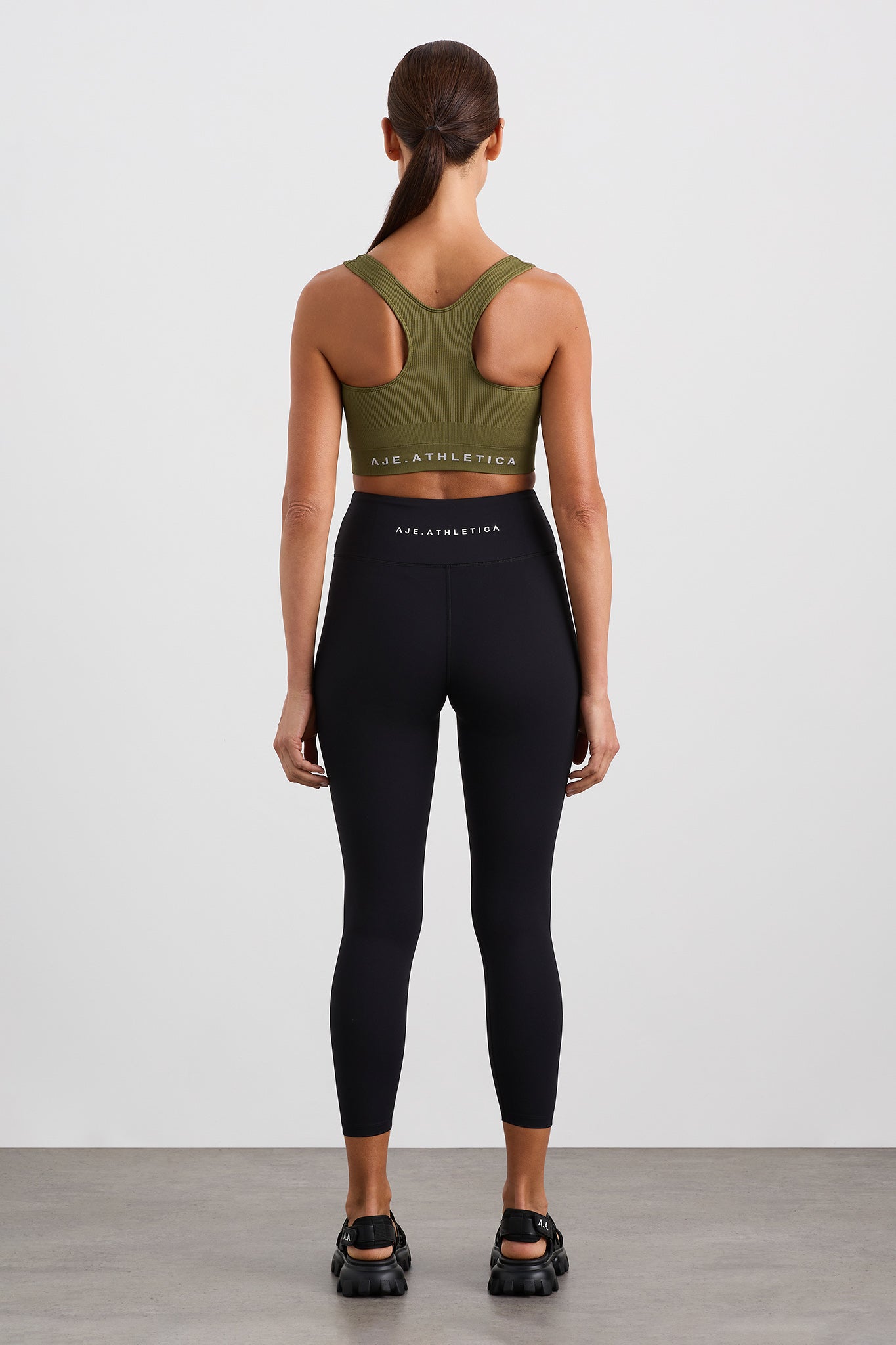 242AA1020_DP-KHAKI_5_1696310236
